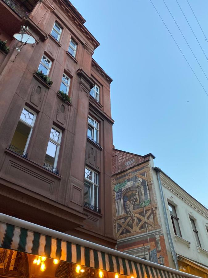 Квартира В Центрі На Вулиці Лесі Українки 19 Lviv Exterior photo