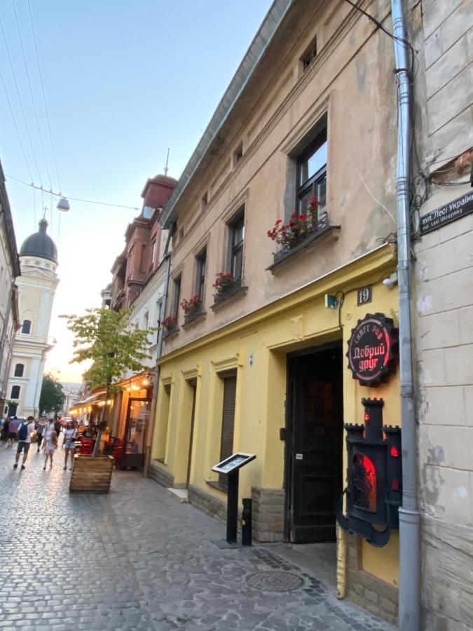 Квартира В Центрі На Вулиці Лесі Українки 19 Lviv Exterior photo